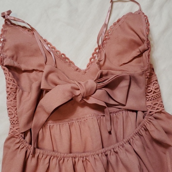 Spring dress - Picture 2 of 3